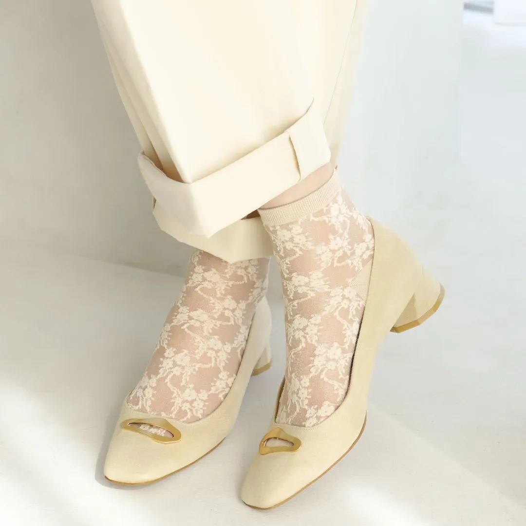 011132969 Fantasy Floral Sheer Ankle Socks