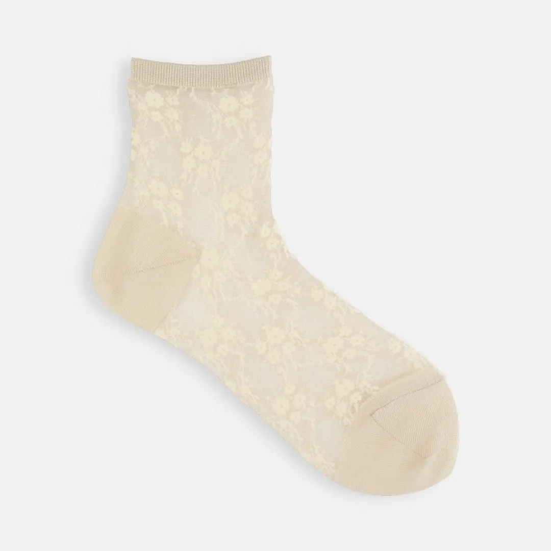 011132969 Fantasy Floral Sheer Ankle Socks