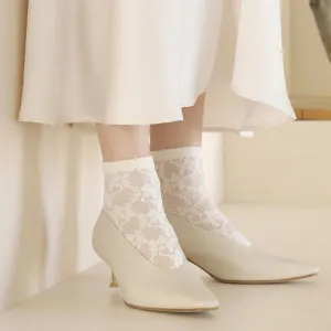 011132969 Fantasy Floral Sheer Ankle Socks