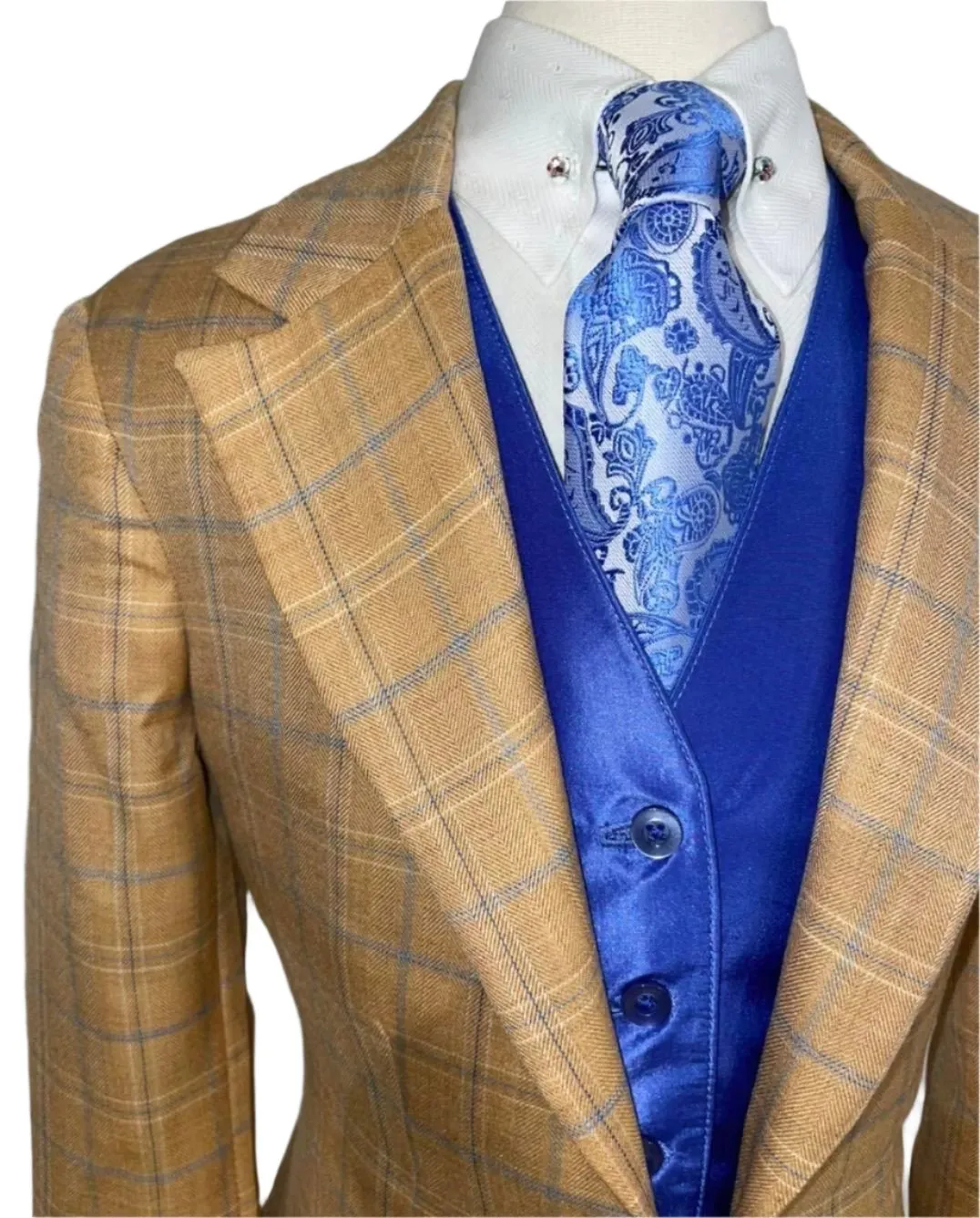 DeRegnaucourt, Girls Day Suit