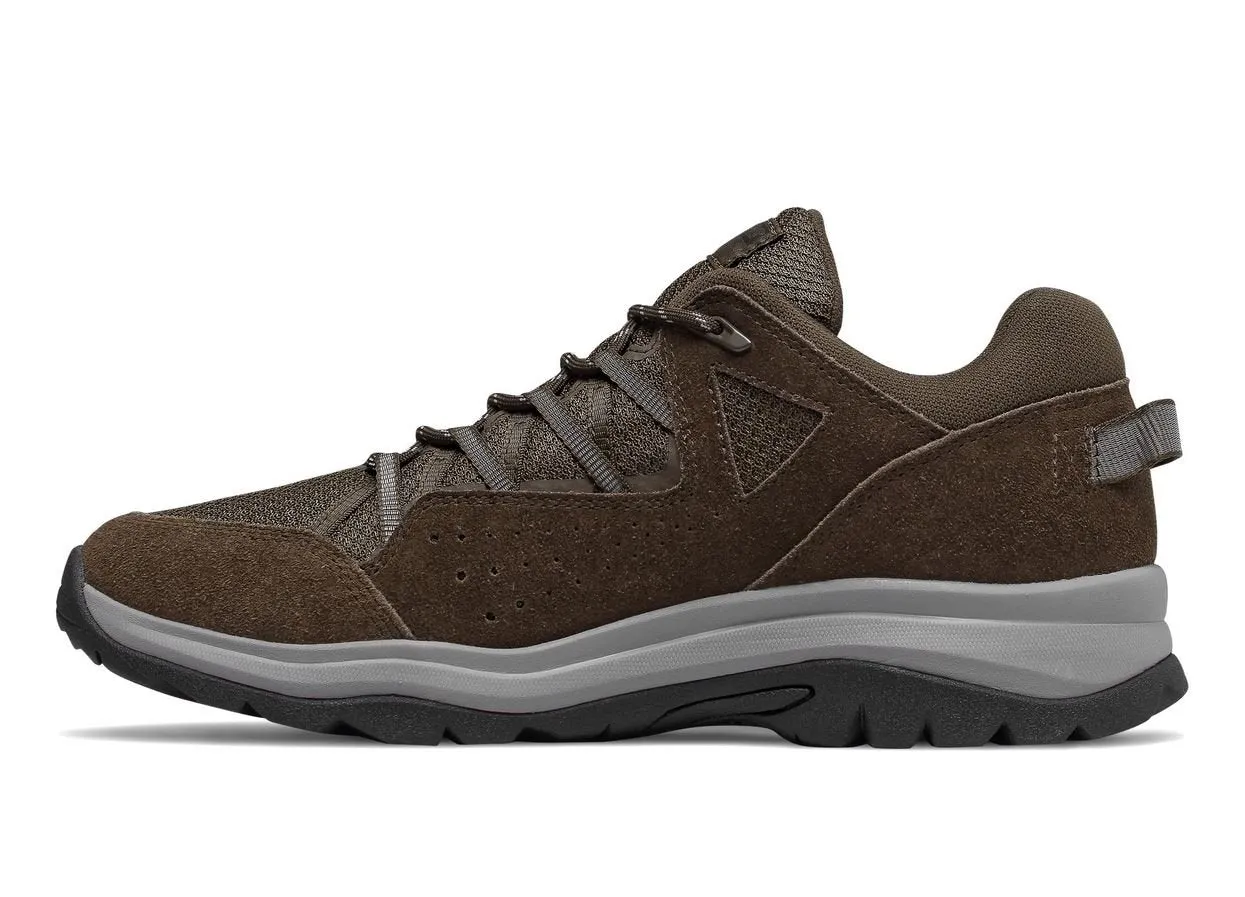 Herren Wide Fit New Balance MW669LC2 Braune Wanderschuhe