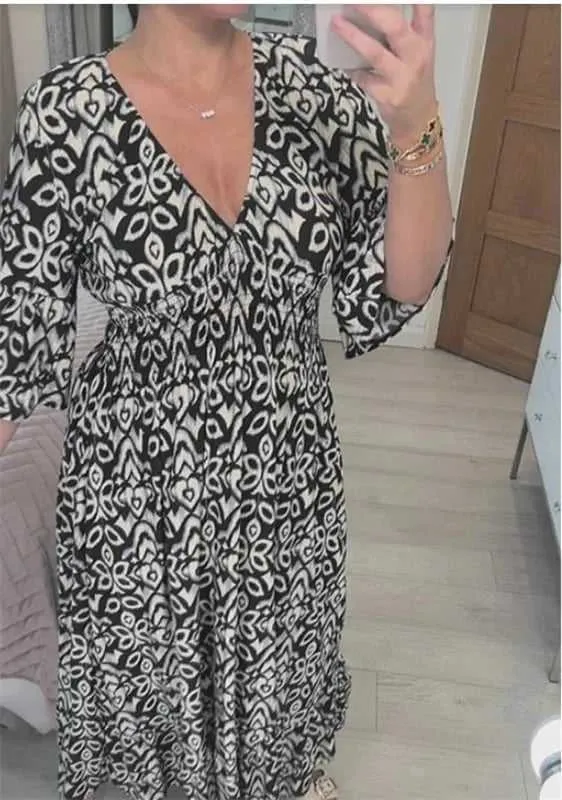 Karin | V-neck dress with wide sleeves