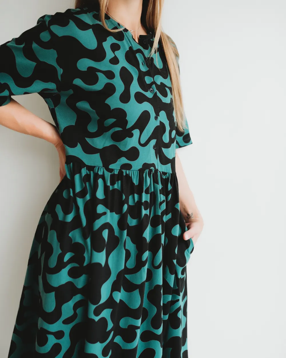 Matilda Green Abstract Swirl Print Midi Dress