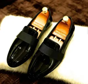New Arrival Shiny Moccasin Loafer For Office Wear And Casual Wear- Unique And Classy