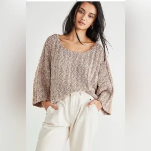 NWT. Free People Good Day Pullover Cropped Sweater Size M
