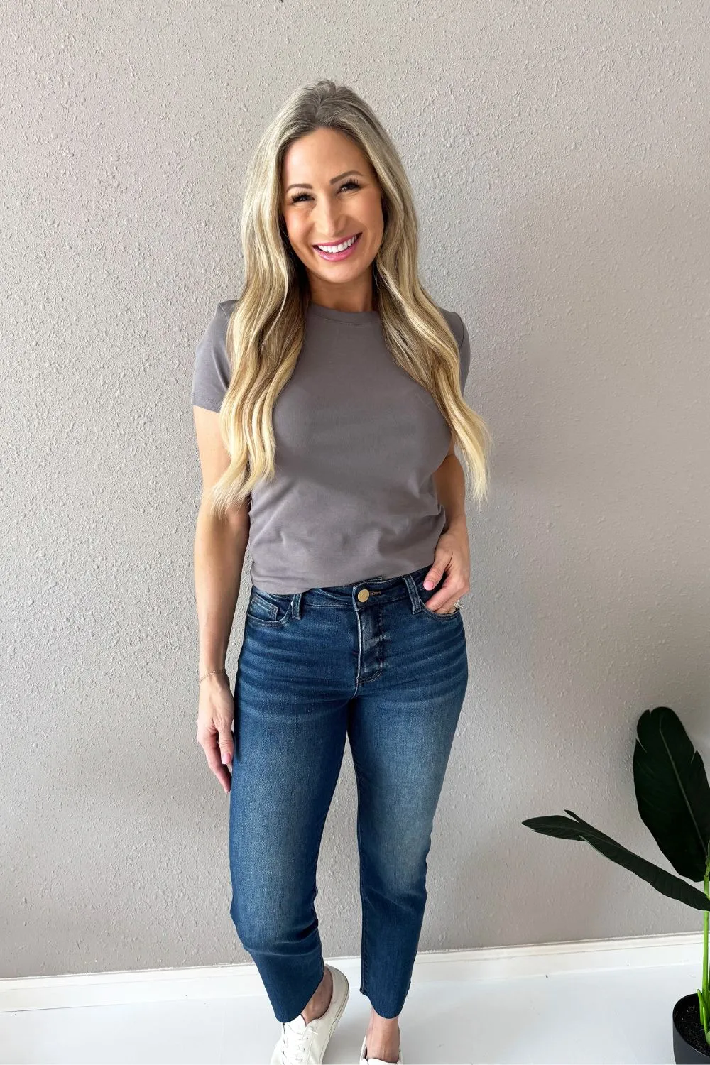 Round Neck Relaxed Short Sleeve