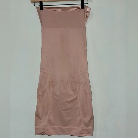 SPANX Slimmer &amp; Shine Strapless Slip Size Large