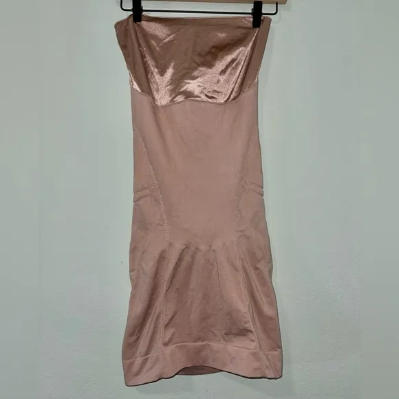 SPANX Slimmer &amp; Shine Strapless Slip Size Large
