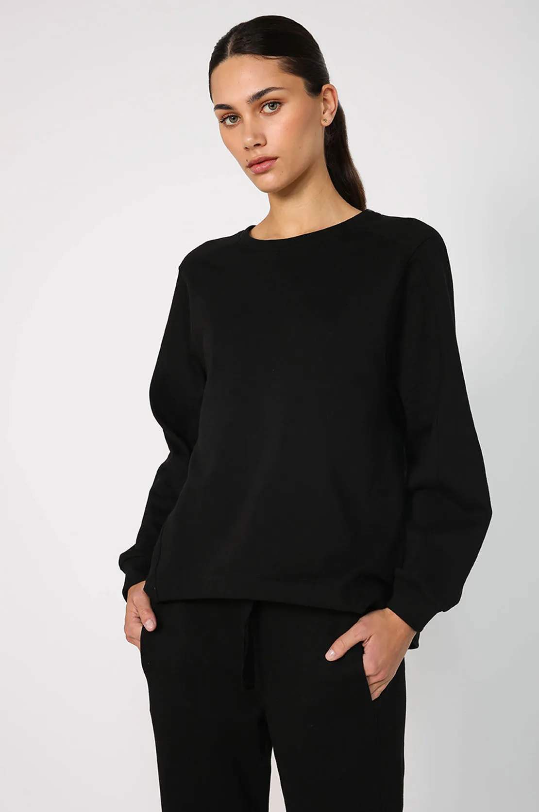 striker sweat / black