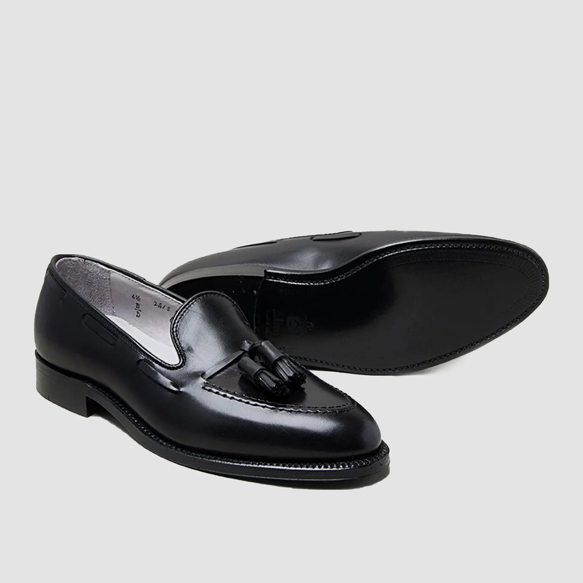 Tassel Loafer Black Calfskin 660