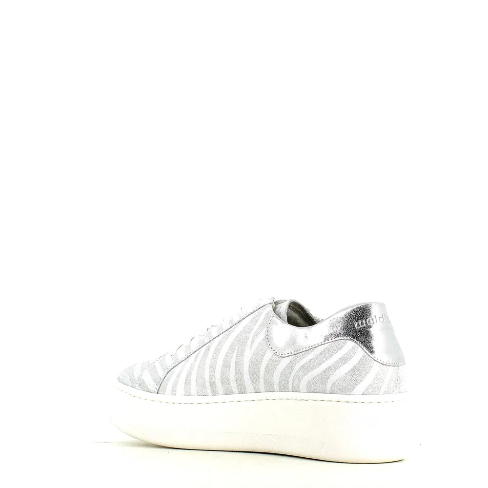 Waldlaufer Nicky Trainer Pearl Silver